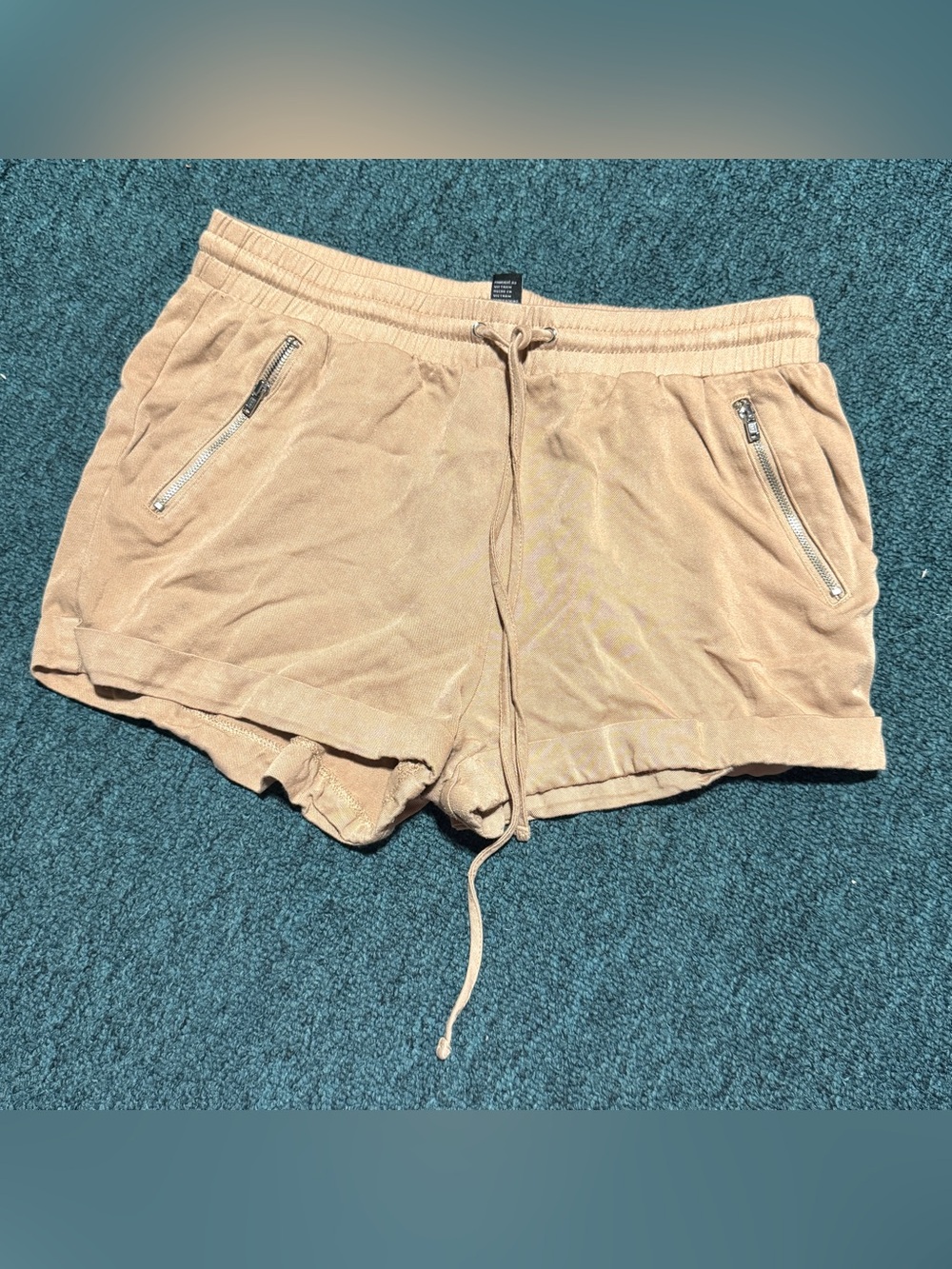 Junior Women’s (M) Tan, Beige Shorts with Drawstring and Zip Pockets